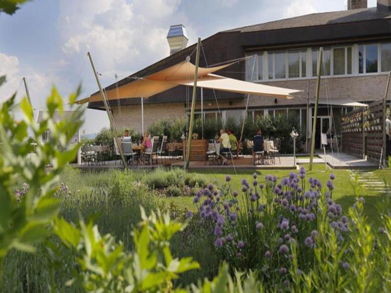 Elegans Hotel Brdo Kranj Exterior photo
