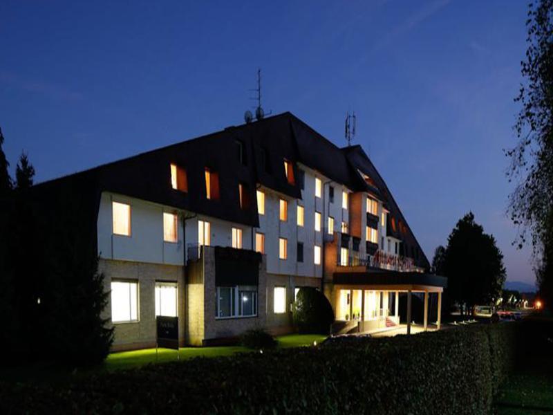 Elegans Hotel Brdo Kranj Exterior photo
